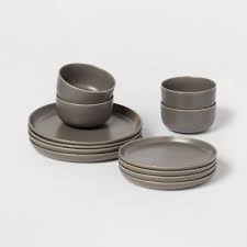 Tilley 12Piece Dinnerware Set Style: Bronze