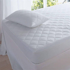 Vinyl Mattress Protector Queen White
