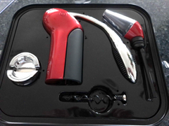 Vertical Rabbit with Aerator Vertical Rabbit, Aerating Pourer, Foil Cutter and Extra Spiral