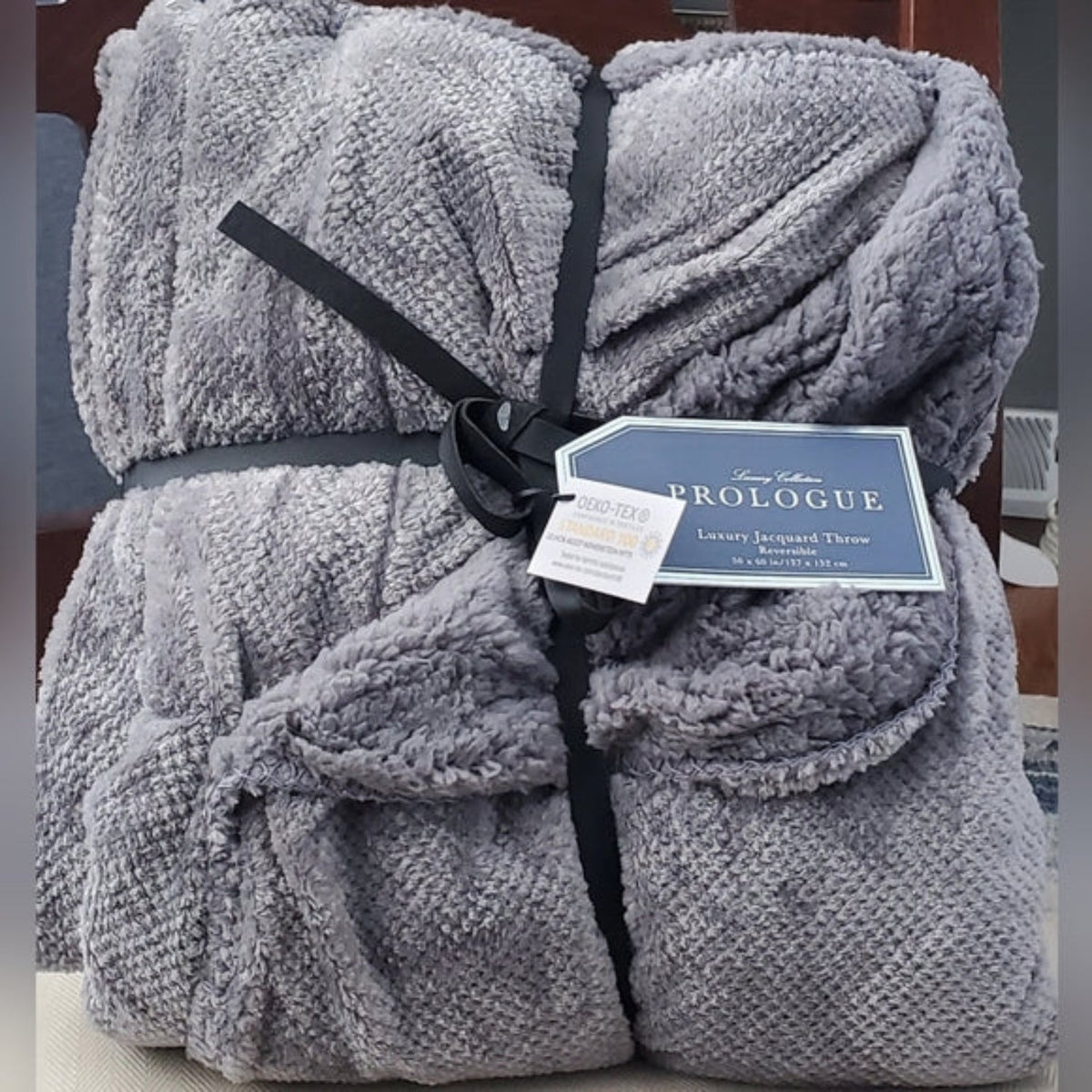 Luxury Velvet Throw  Oversize ITM: 111943