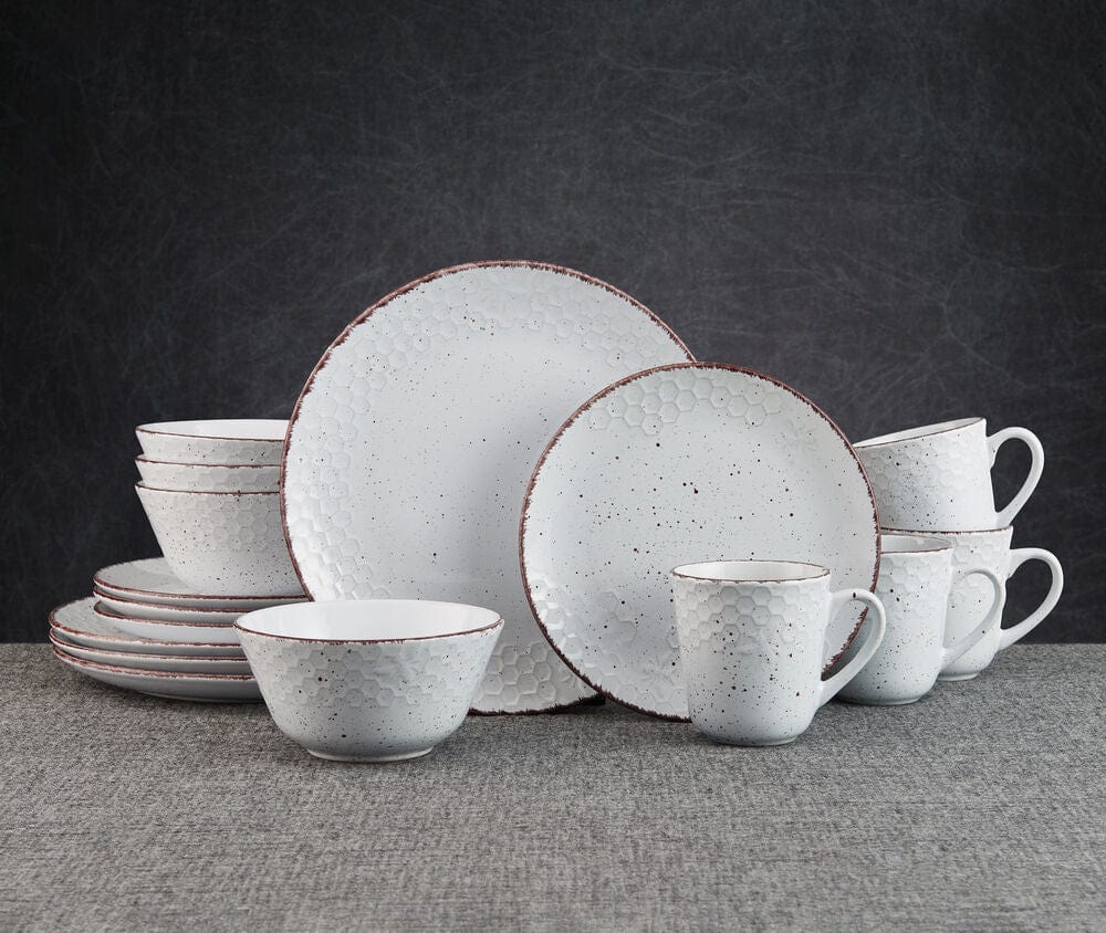 Bumblebee 16 Piece Round Dinnerware Set RMLR